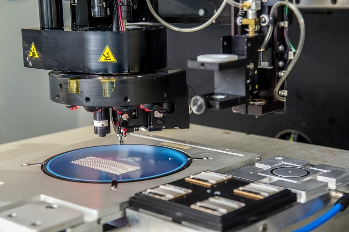 微間距LED顯示屏芯片結構與倒裝LED芯片錫膏焊料的選擇 微間距LED顯示屏芯片結構與倒裝LED芯片錫膏焊料的選擇